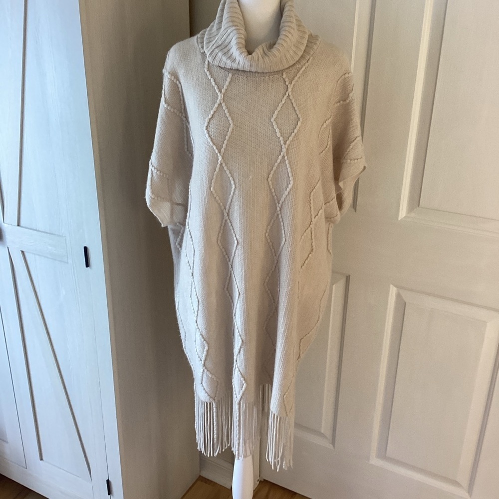 Time and Tru Cream Cowl Neck Sweater Vest/Poncho One Size